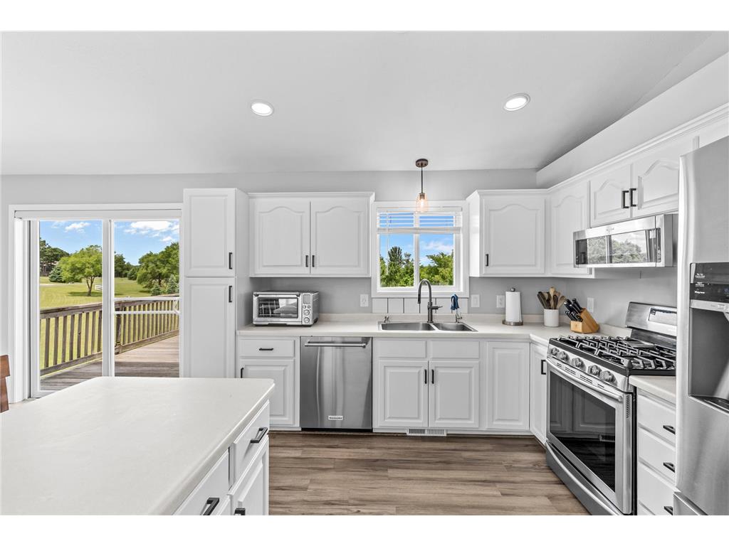 10590 257th Avenue NW Livonia Twp MN 55398 7093597 image22