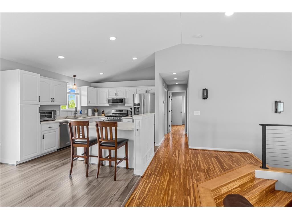 10590 257th Avenue NW Livonia Twp MN 55398 7093597 image3