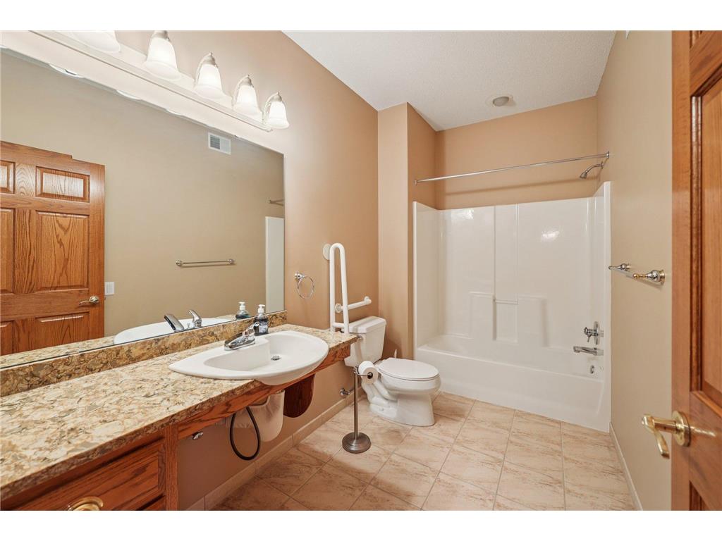 10590 Alamo Street NE Blaine MN 55449 7008178 image19