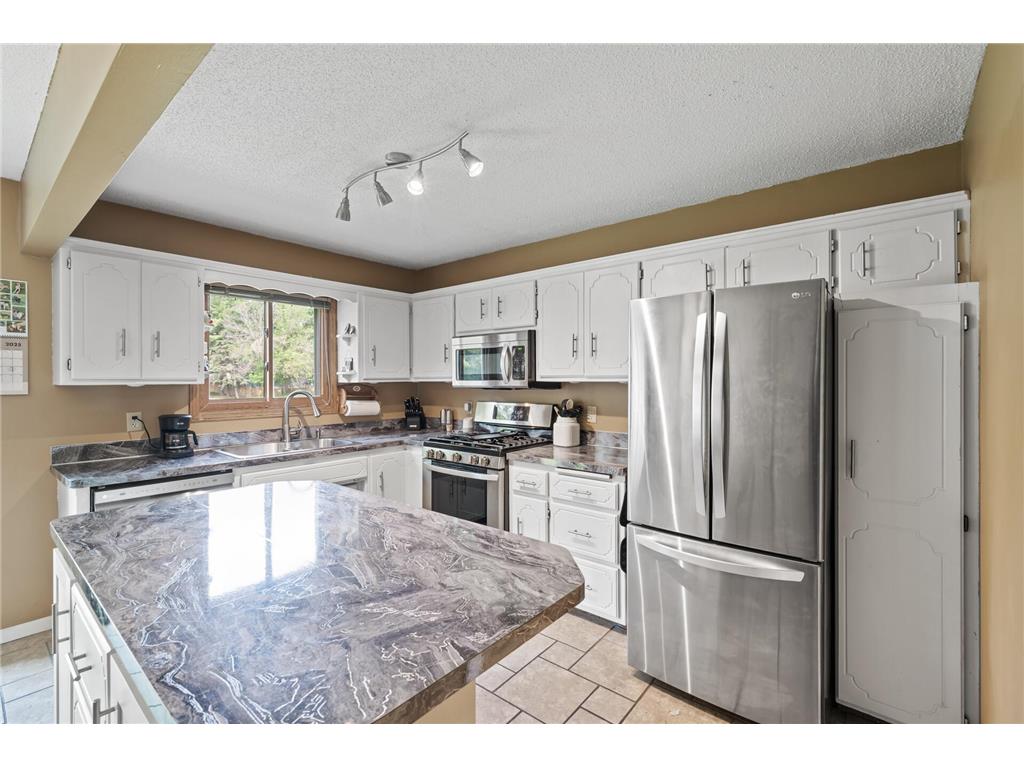 10590 Drake Street NW Coon Rapids MN 55433 6763983 image11