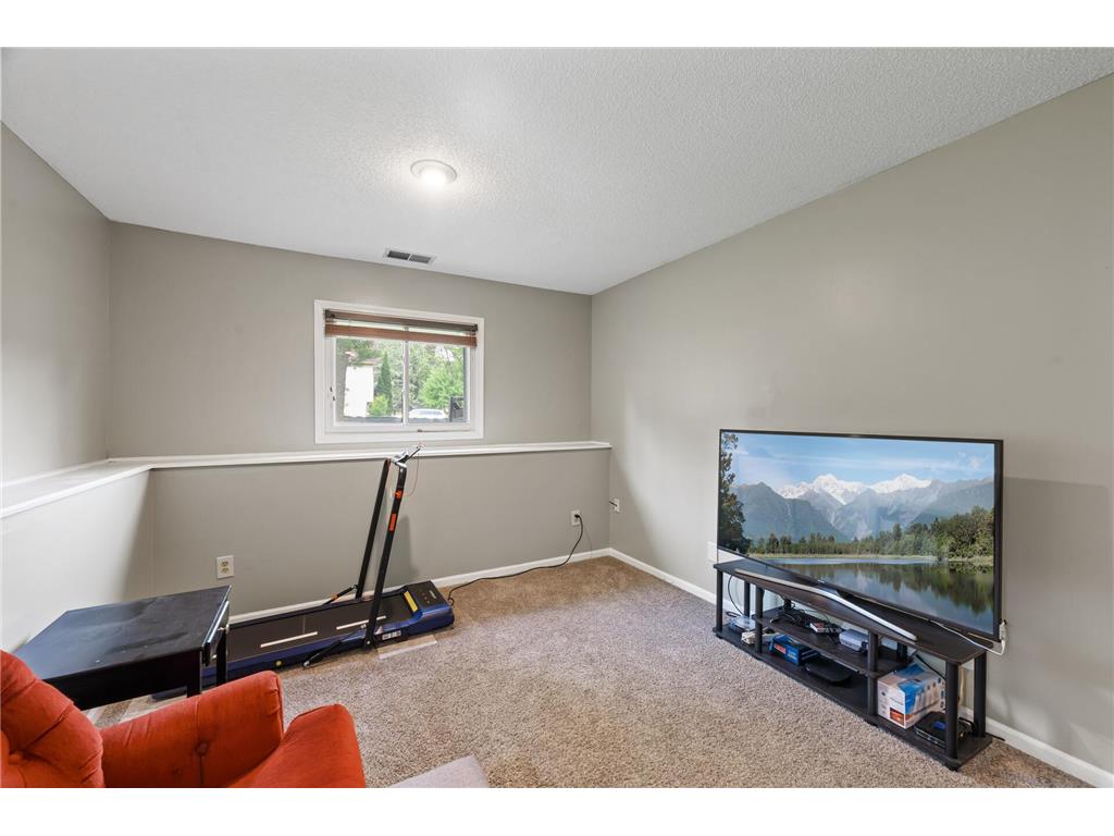 10590 Drake Street NW Coon Rapids MN 55433 6763983 image19