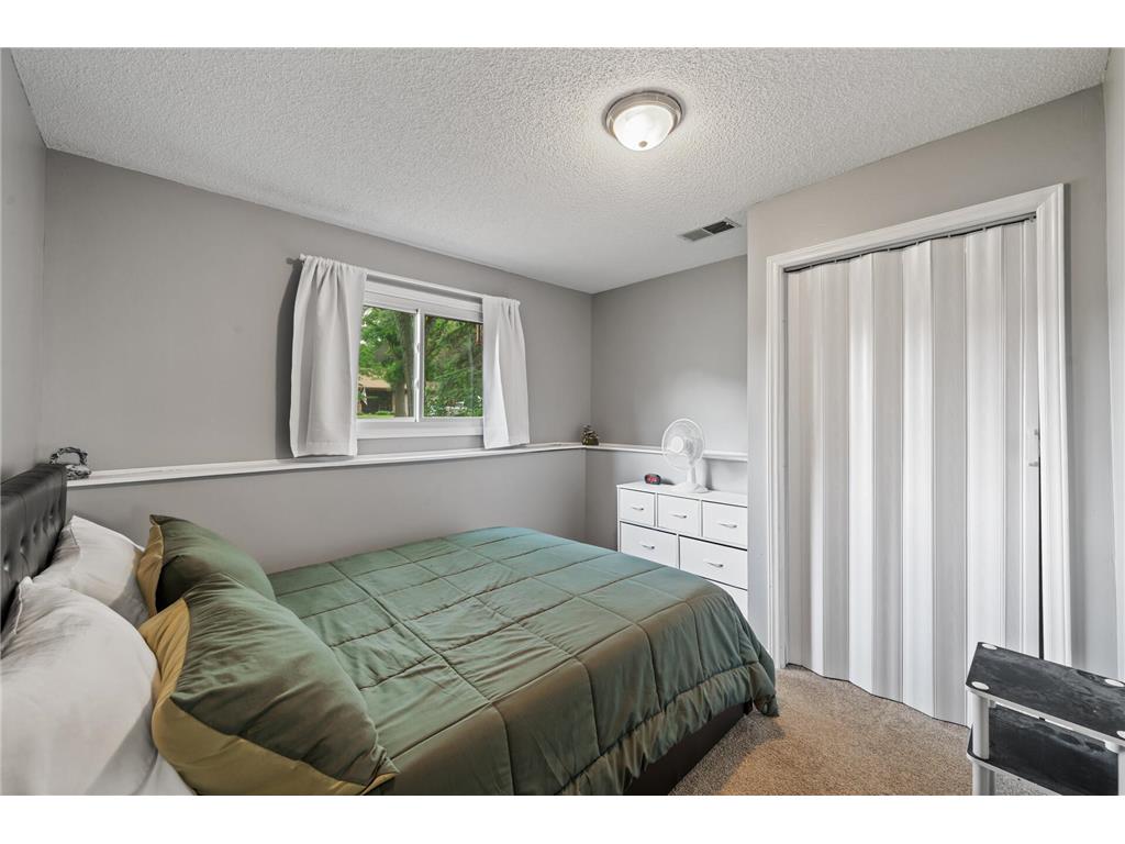 10590 Drake Street NW Coon Rapids MN 55433 6763983 image22