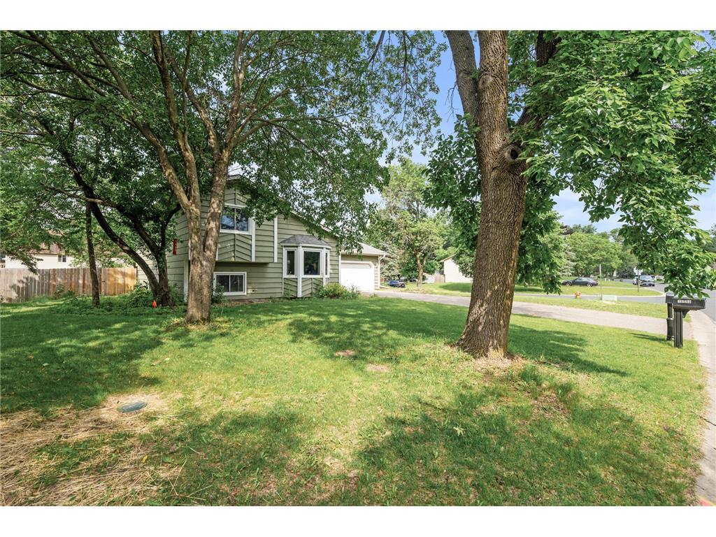 10590 Drake Street NW Coon Rapids MN 55433 6763983 image4