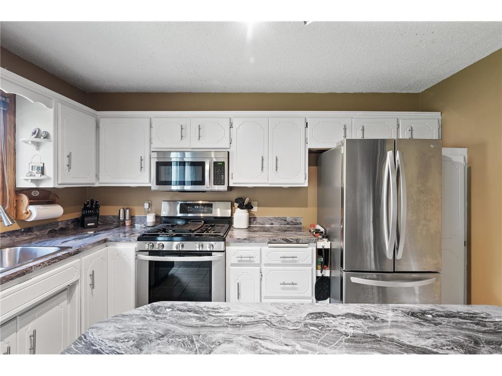 10590 Drake Street NW Coon Rapids MN 55433 6763983 image8