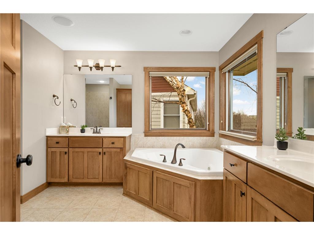 10590 Watersedge Lane Woodbury MN 55129 7047852 image50