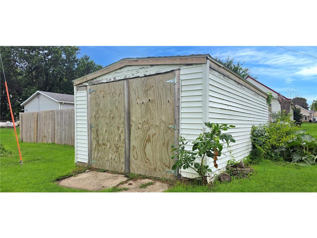106 1st Street N Darfur MN 56022 7106121 image12