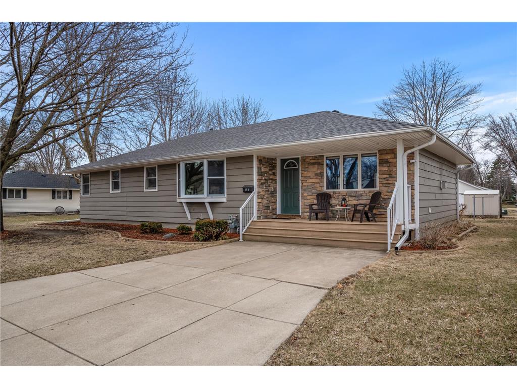 106 4th Street SE New Prague MN 56071 6699437 image1
