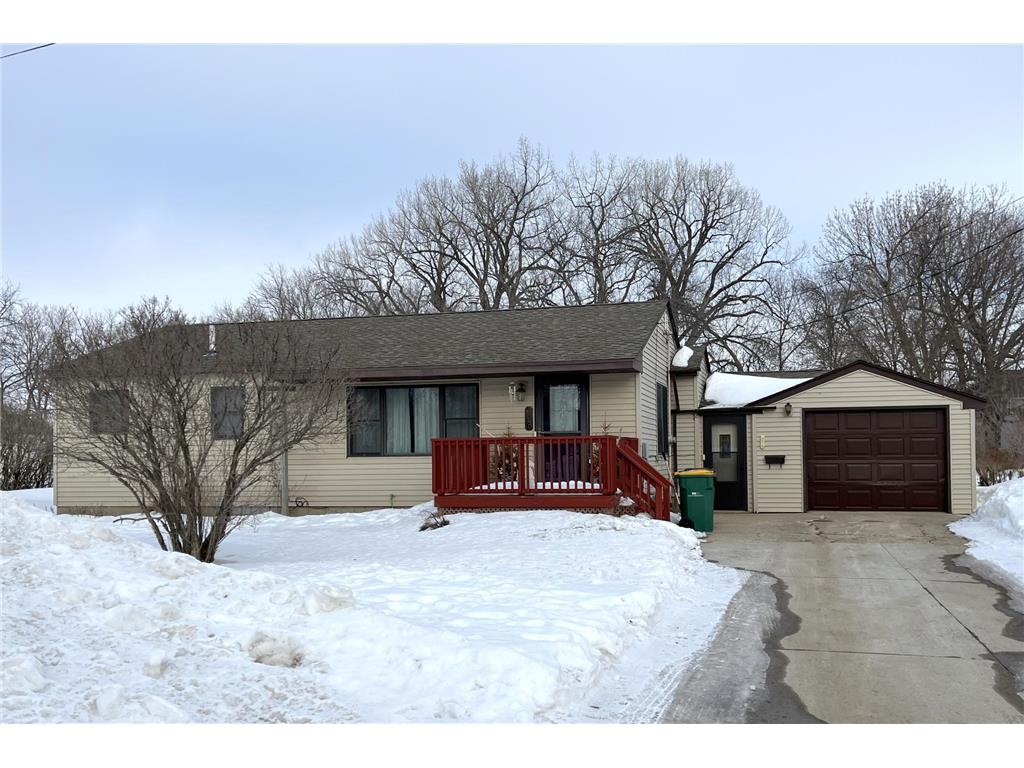 106 Berg Street, Lakefield, MN, 56150 MLS 6338685 Edina Realty