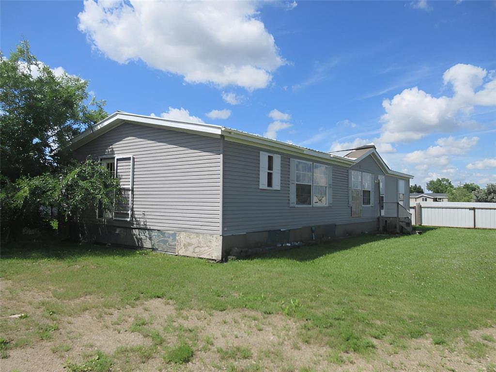 106 Brisbane Lane Emerado ND 58228 7105723 image5
