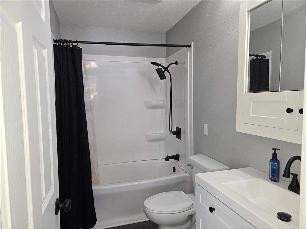 106 Center Avenue W Deer Creek MN 56527 7045116 image12