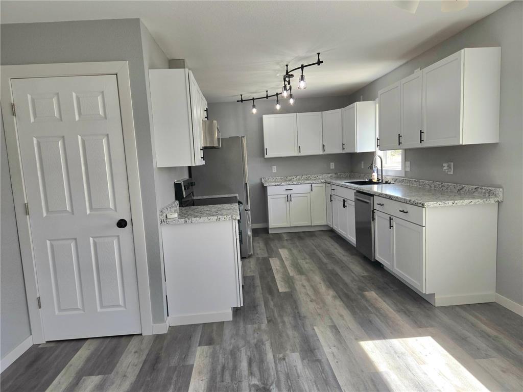 106 Center Avenue W Deer Creek MN 56527 7045116 image4