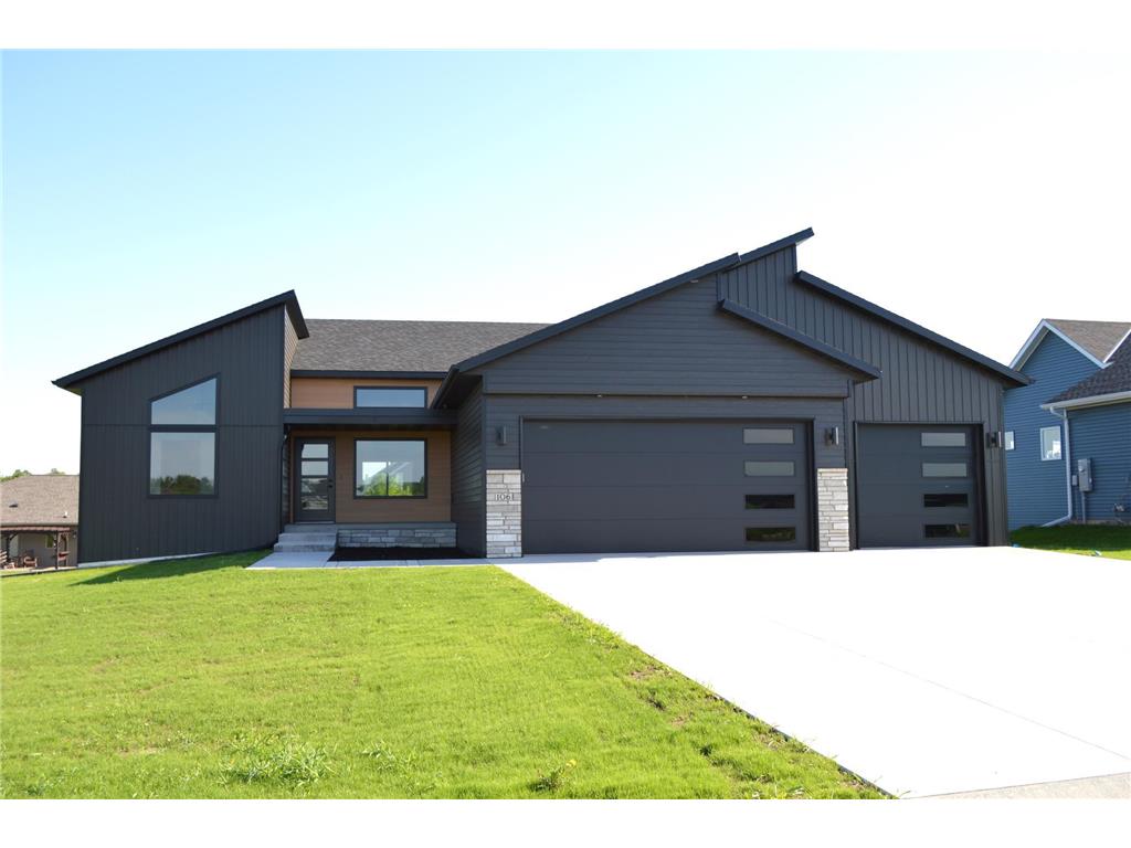 106 Collina Circle, Avon, MN, 56310 MLS 6467816 Edina Realty