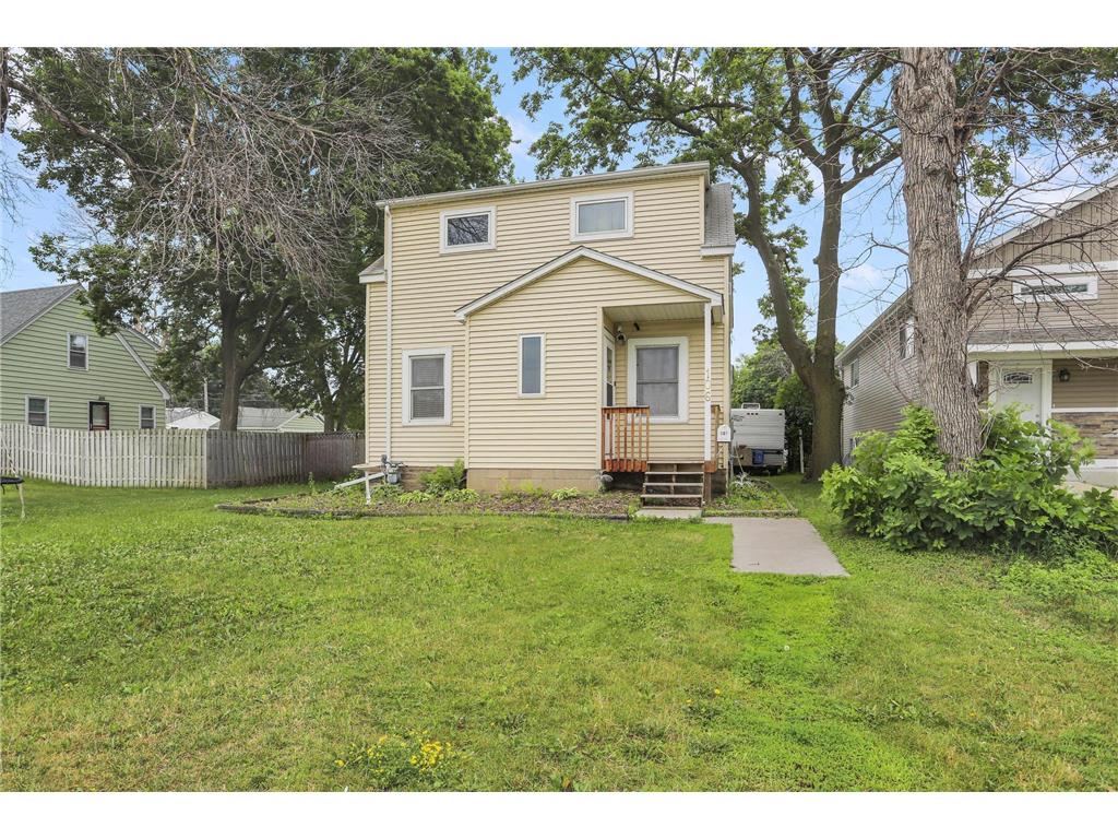 106 E Spruce Street South Saint Paul MN 55075 6391803 image1