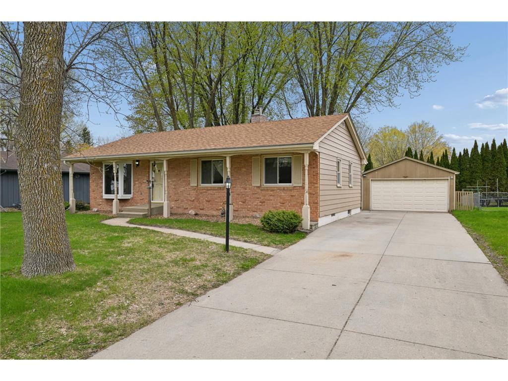 106 Garden Road NE Hutchinson MN 55350 7068010 image1