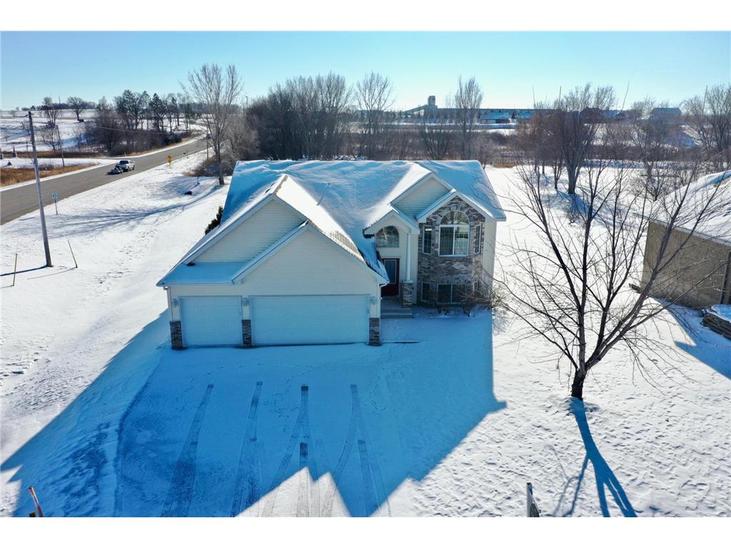 106 Golfview Drive, Albany, MN, 56307 MLS 6252083 Edina Realty