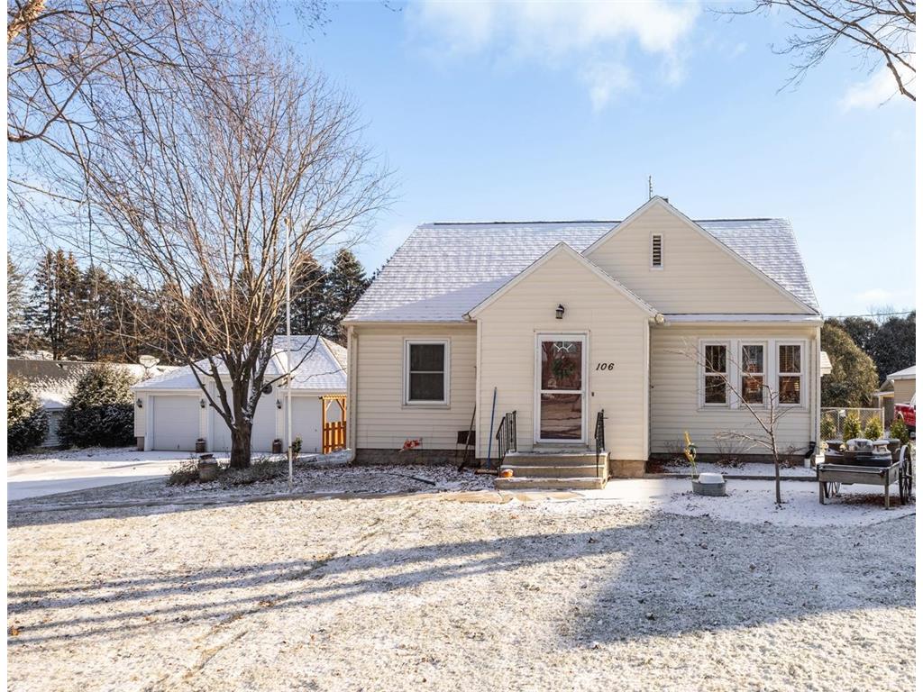 106 Harrison Avenue NE Racine MN 55967 6636825 image1