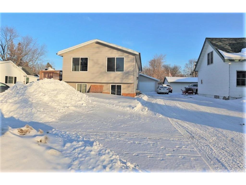 106 Main Avenue N New York Mills MN 56567 6337666 image1