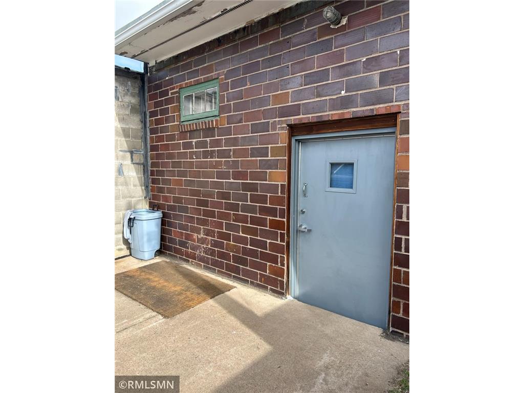 106 Main Street E Hinckley MN 55037 7064778 image2