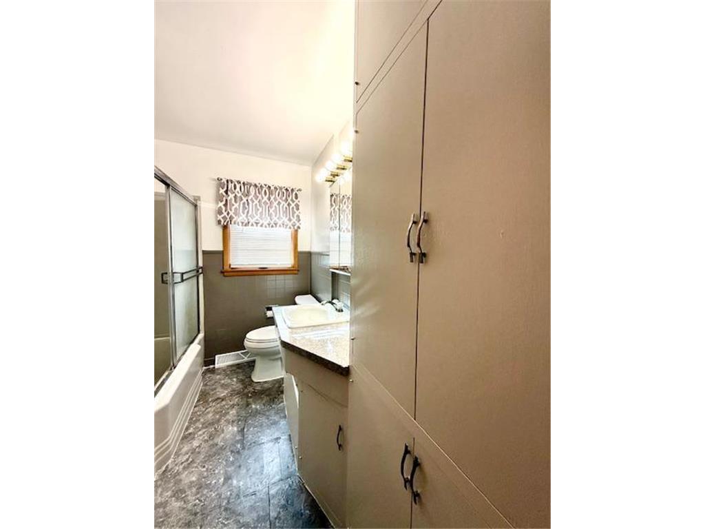 106 Mcphail Avenue N Caledonia MN 55921 6702053 image11