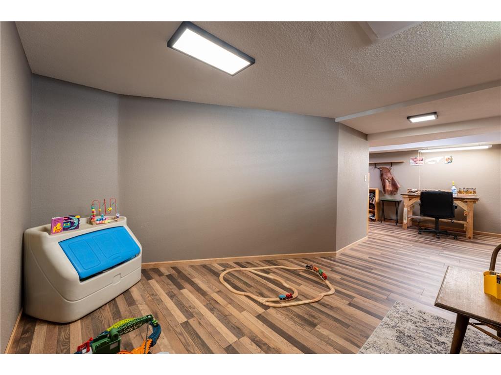 106 N 4th Street Goodhue MN 55027 7046121 image17