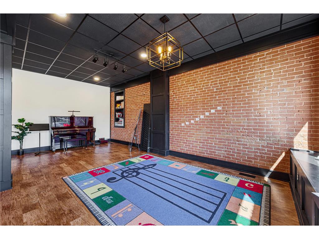 106 N Main Street Le Sueur MN 56058 6686903 image12