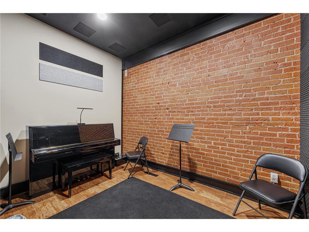 106 N Main Street Le Sueur MN 56058 6686903 image14