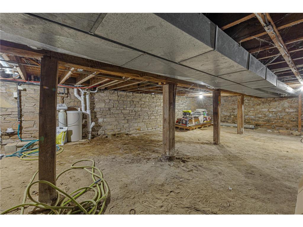 106 N Main Street Le Sueur MN 56058 6686903 image29