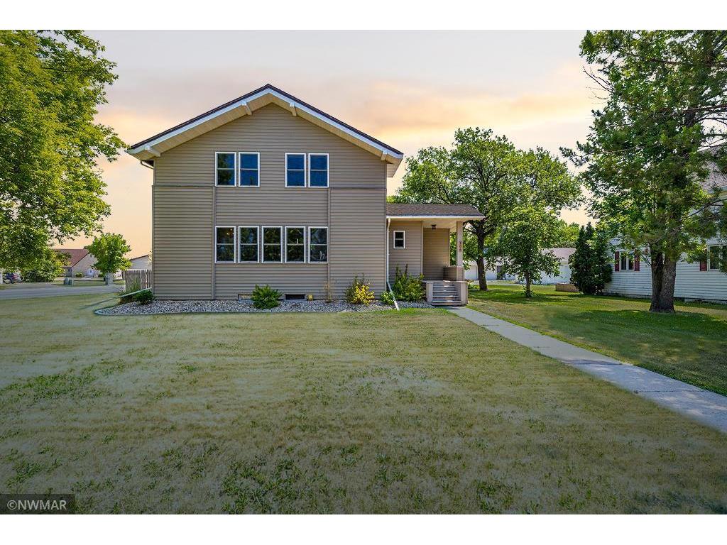 106 S Division Street, Warren, MN 56762 MLS 6020330 Edina Realty