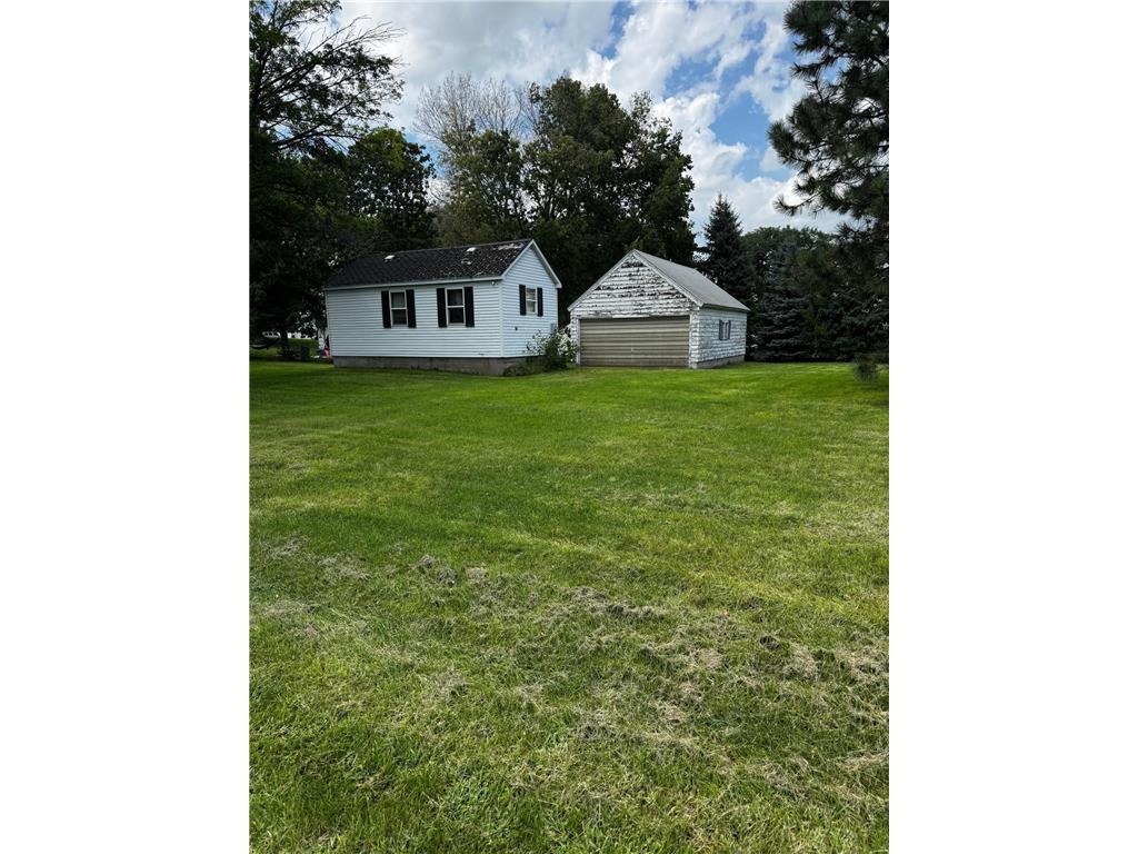 106 W 2nd Street S Truman MN 56088 6787162 image1