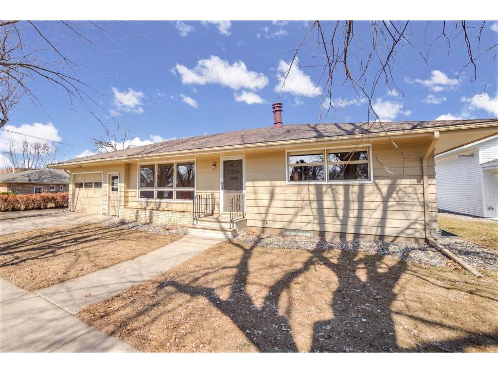 106 W Prairie Street, Belle Plaine, MN 56011 MLS 5500078 Edina Realty