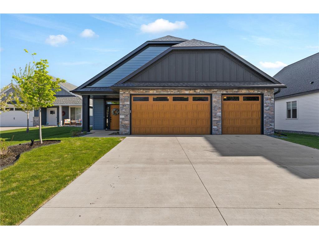 1060 109th Court NE Blaine MN 55434 7057237 image1