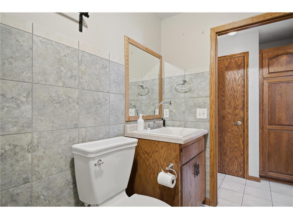 1060 Cherry Street Owatonna MN 55060 7088617 image10