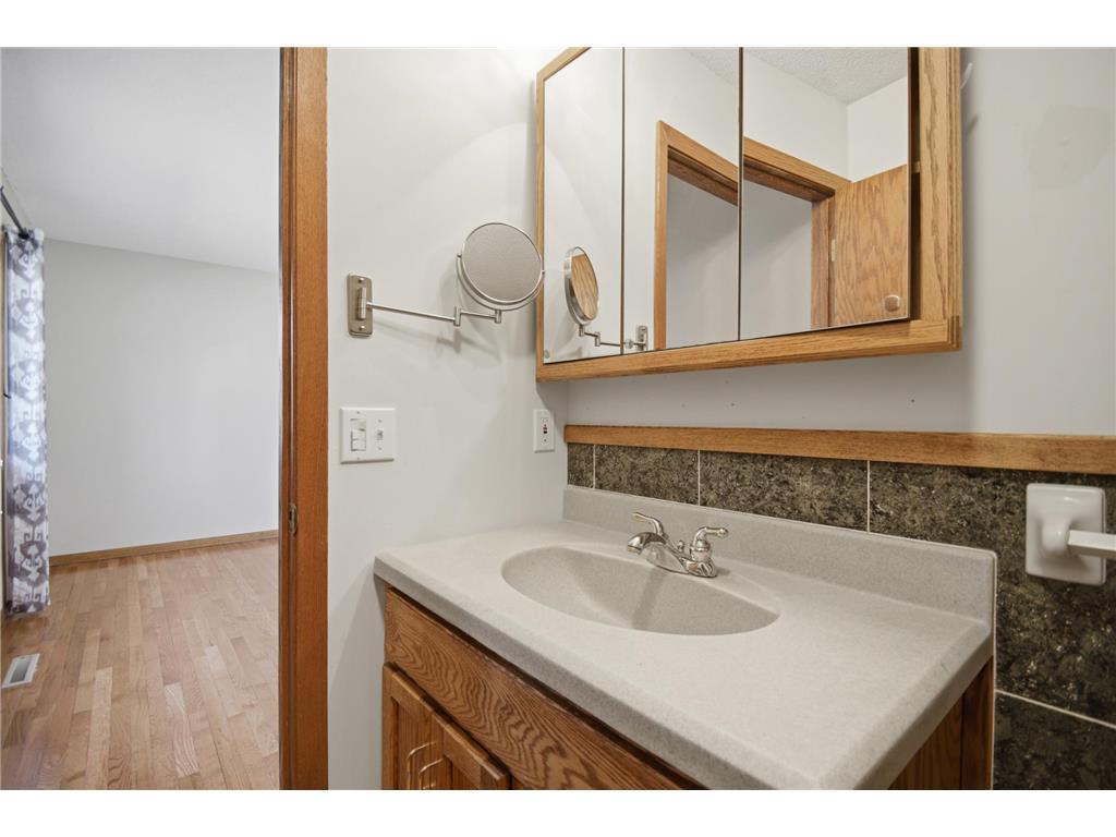 1060 Cherry Street Owatonna MN 55060 7088617 image24