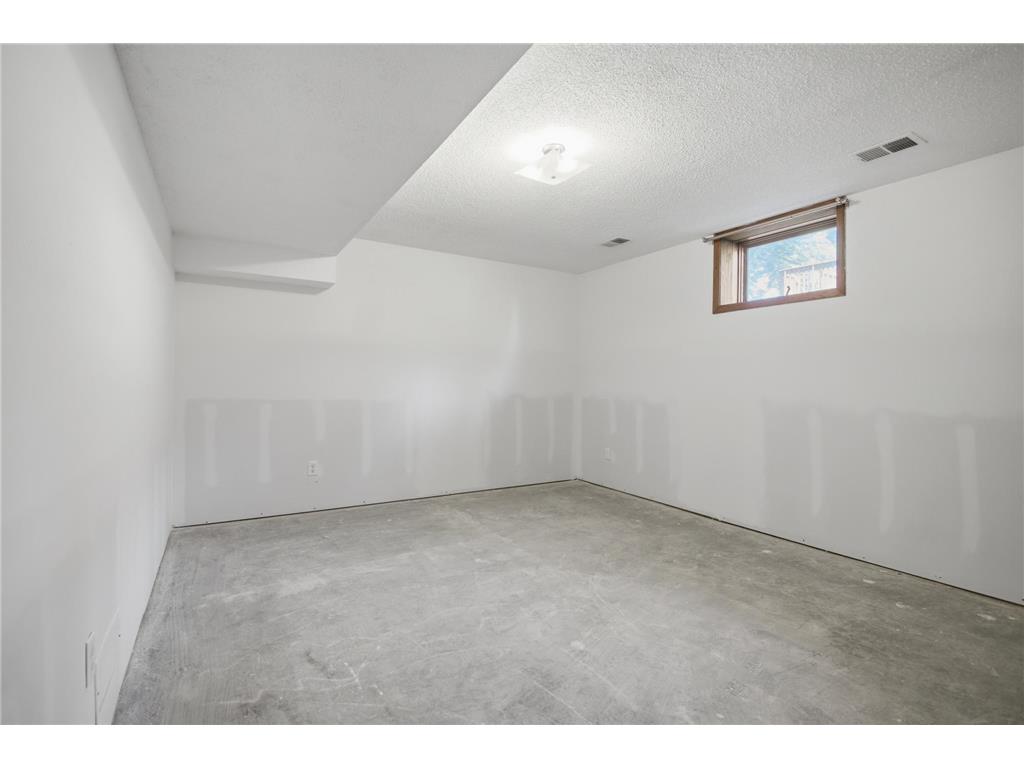 1060 Cherry Street Owatonna MN 55060 7088617 image35
