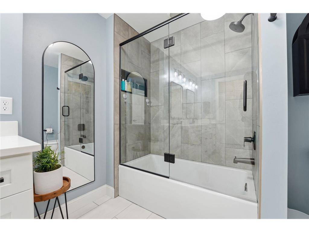 1060 Grand Avenue #203 Saint Paul MN 55105 7073317 image14