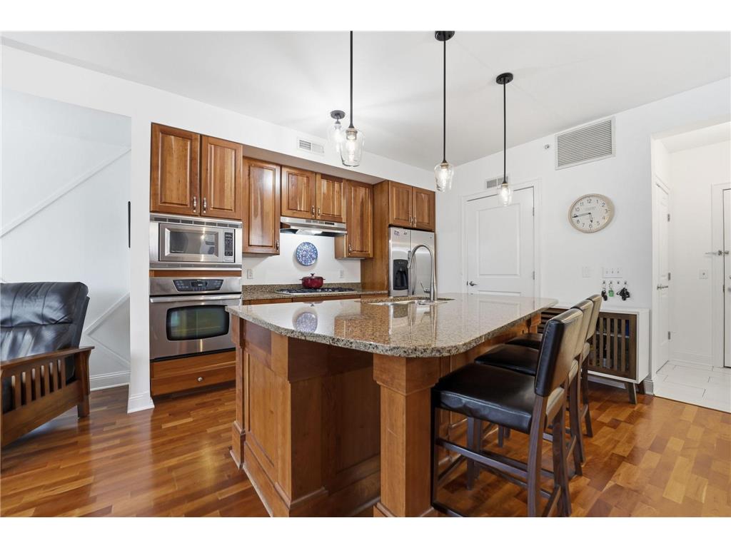 1060 Grand Avenue #203 Saint Paul MN 55105 7073317 image8