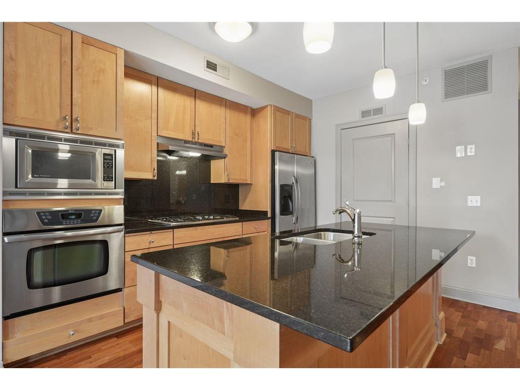 1060 Grand Avenue #210 Saint Paul MN 55105 7072313 image4