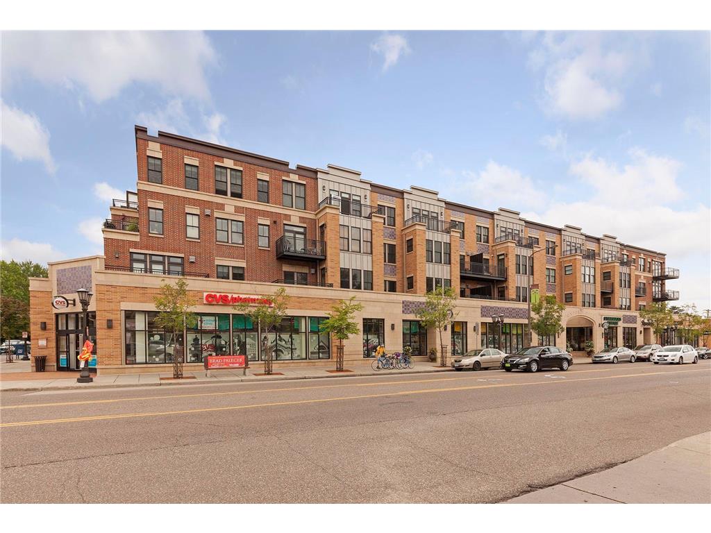 1060 Grand Avenue #404 Saint Paul MN 55105 7001215 image1