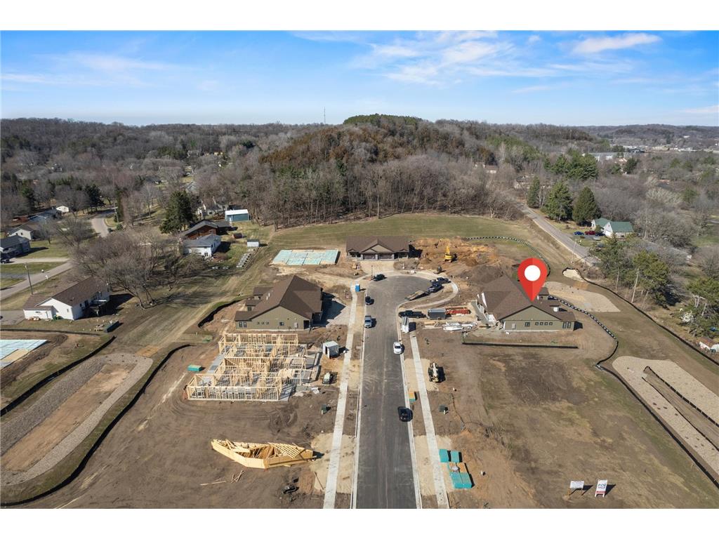 1060 Legend Lane River Falls WI 54022 7048689 image3