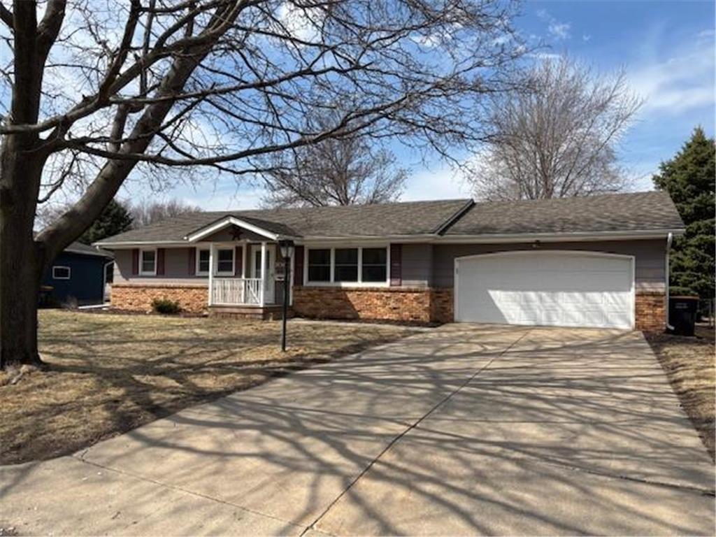 1060 Madison Street S Shakopee MN 55379 6693403 image1