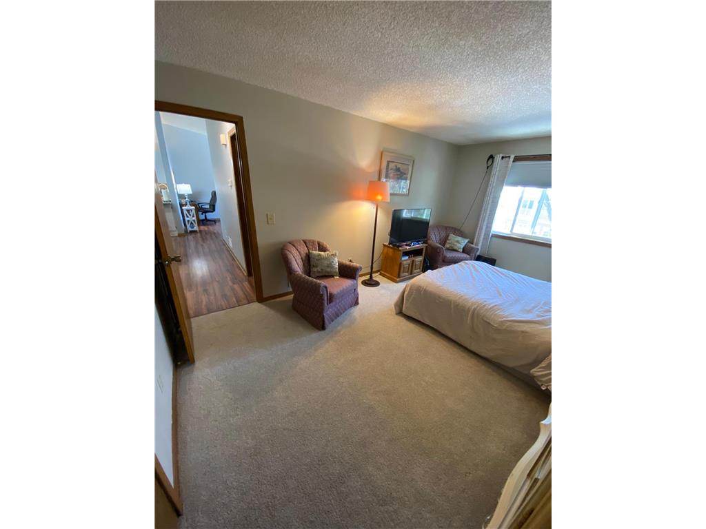 1060 Pond View Court Vadnais Heights MN 55127 6825160 image17