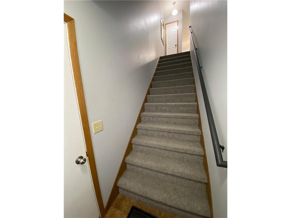 1060 Pond View Court Vadnais Heights MN 55127 6825160 image4