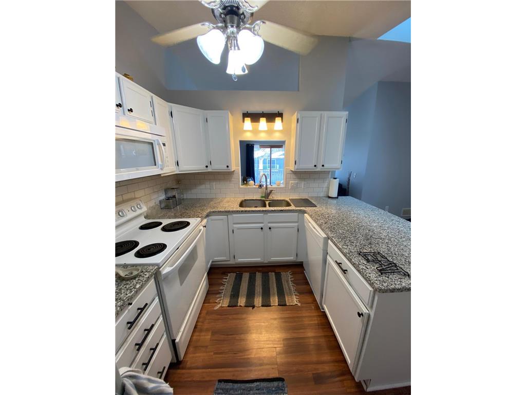 1060 Pond View Court Vadnais Heights MN 55127 6825160 image9