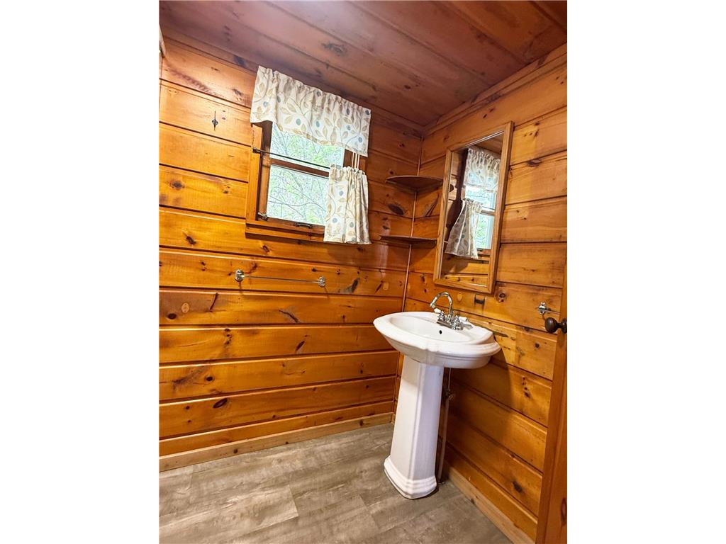 1060 Sarajac Road NE #5 Kego Twp MN 56655 - Girl 7089649 image19