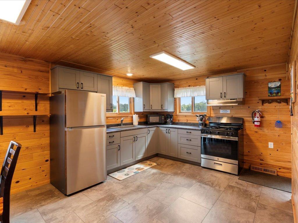 1060 Sarajac Road NE #3 Longville MN 56655 - Girl 7058809 image11