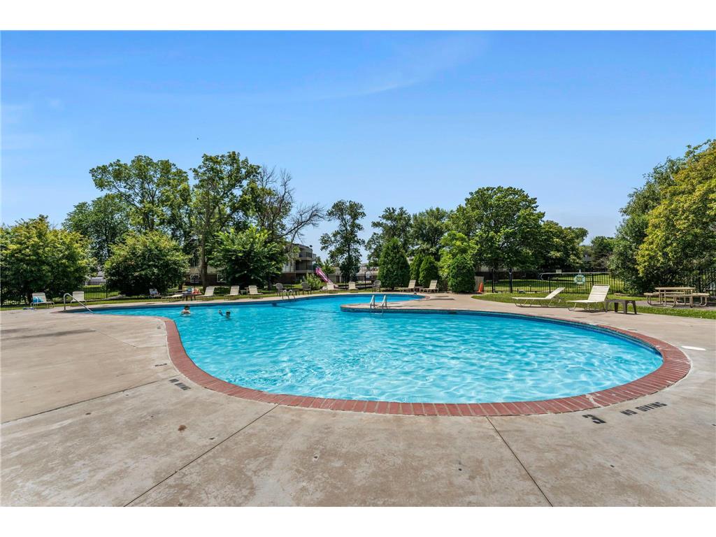 10600 43rd Avenue N #203 Plymouth MN 55442 6757559 image32