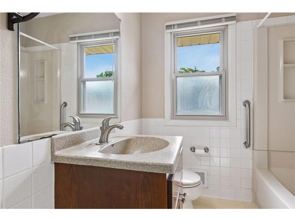 10600 President Drive NE Blaine MN 55434 7106270 image10