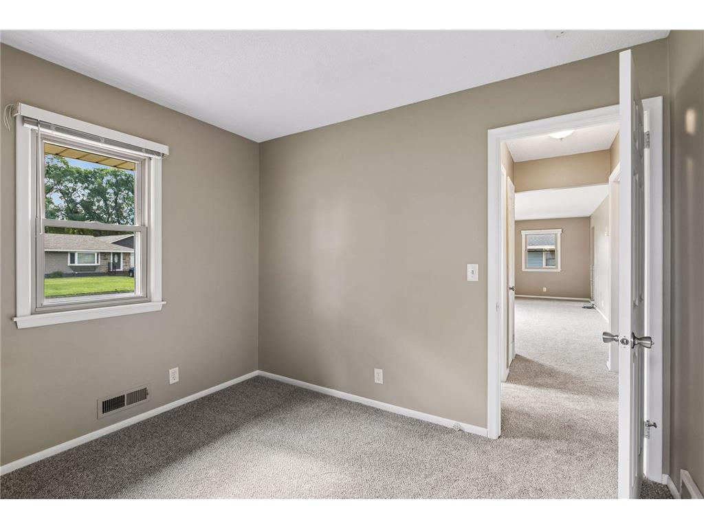 10600 President Drive NE Blaine MN 55434 7106270 image16