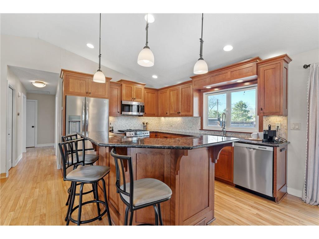 10600 Wyoming Road S Bloomington MN 55438 7047289 image9
