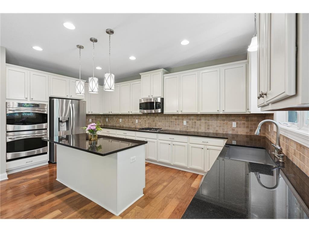 10601 Watersedge Lane Woodbury MN 55129 7061681 image12